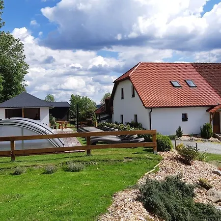 Eder Penzion&restaurant Guest house Hurka